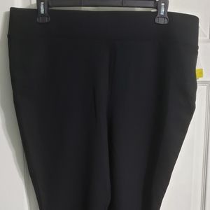 NINJA MOVES..NWT, LARRY LEVINE, 20W, BLACK, SLIM, ANKLE LENGTH PANTS...